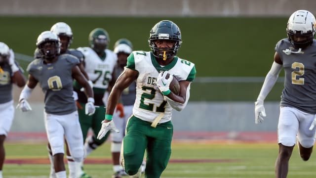 DeSoto vs South Oak Cliff September 9, 2023 Photo-Robbie Raketstraw14